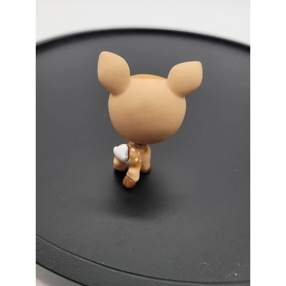 2007 Littlest Pet Shop #C-031  Tan Deer with Green Flower Eyes